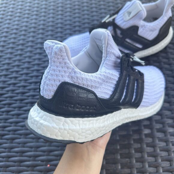 Adidas UltraBoost DNA Animal Pack - Croc Men\'s Athletic Shoes FZ2895 Size 8 main image 11